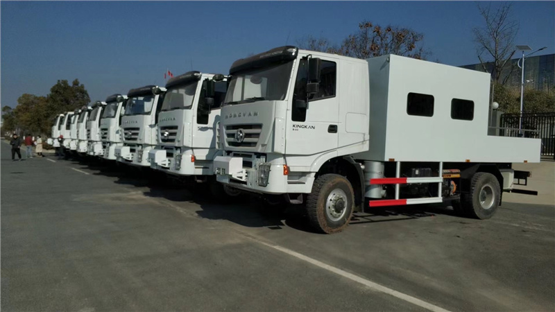 2021年程力運(yùn)兵車(chē)器材車(chē)集中交車(chē)儀式