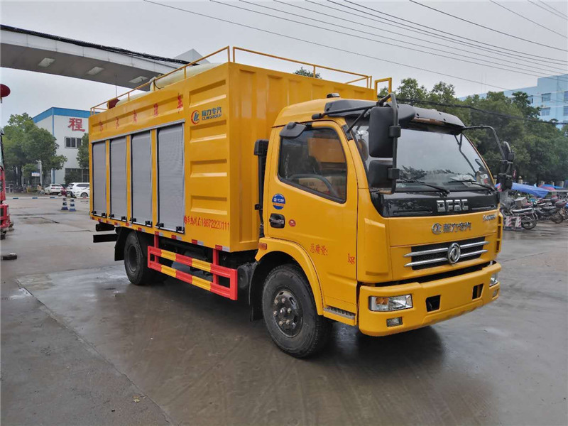 東風多利卡吸污凈化車集吸污和凈化污水為一體的高效率吸污凈化車