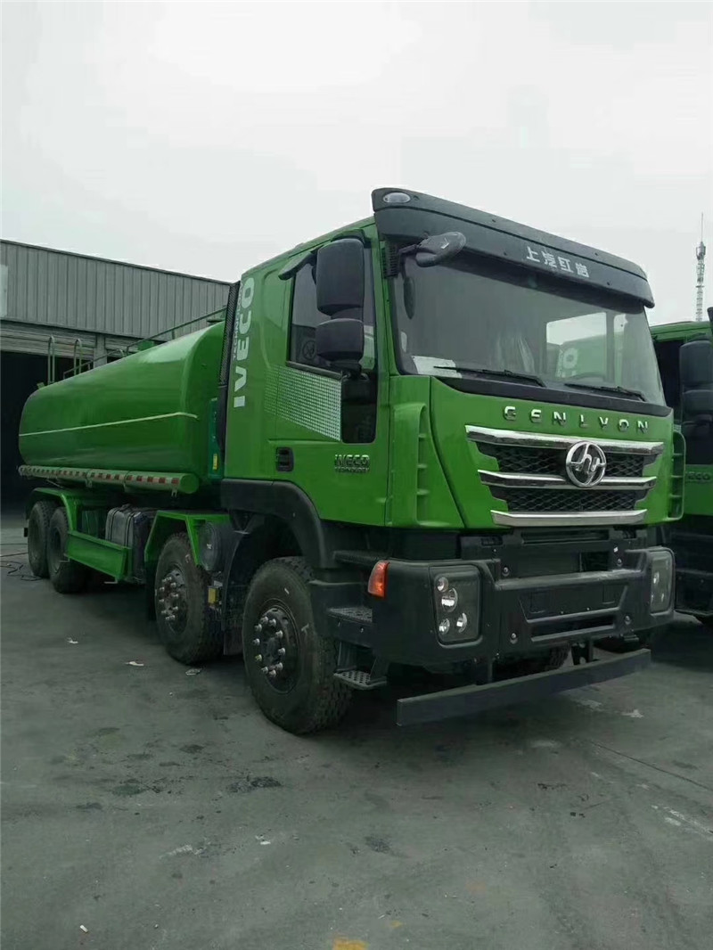 陜汽德龍前四后八國六清洗吸污車罐體一體式結構動力十足