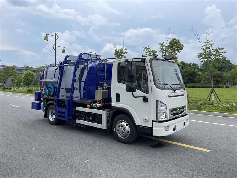 比亞迪純電動吸糞車